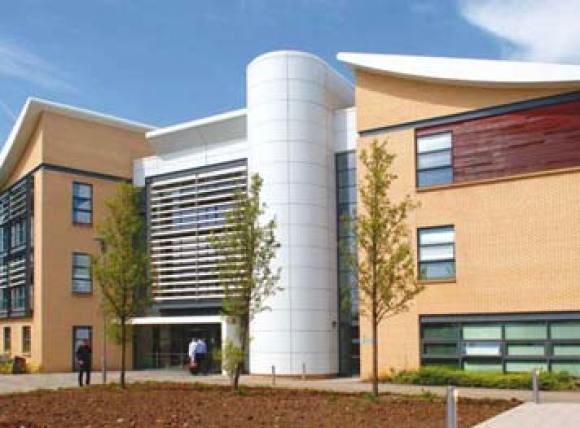 Our modern facilities at the Hillington Innovation Centre offer a perfect location to best discuss your internet requirements. <br />
<br />
Just 5 minutes from Glasgow City Centre, off Junction 26 on the M8 Motorway.