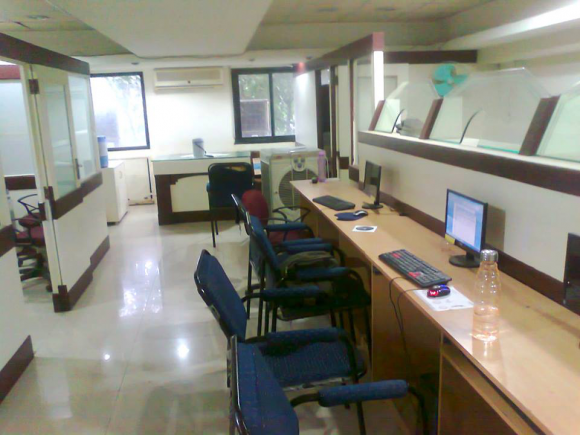 117-118 Onam plaza near Industry house, AB road Indore, MP India 452001